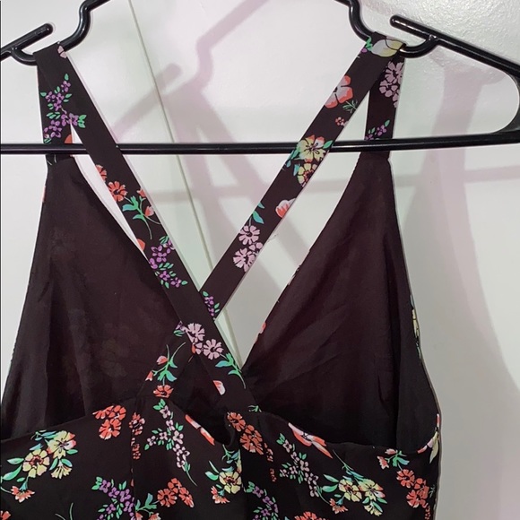 SOLD Gap floral dress - Picture 2 of 5
